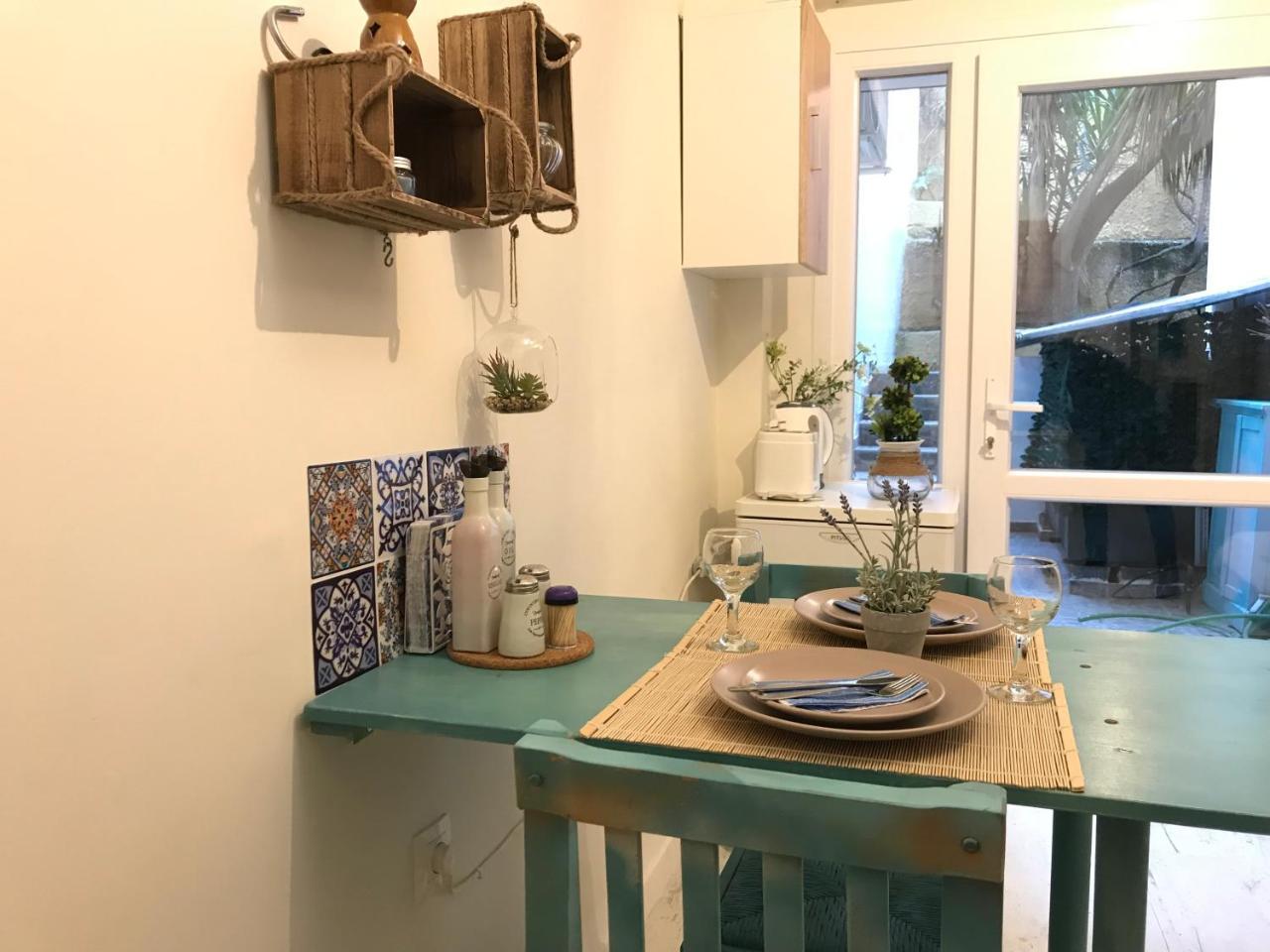 אתונה Two Houses Petralona מראה חיצוני תמונה
