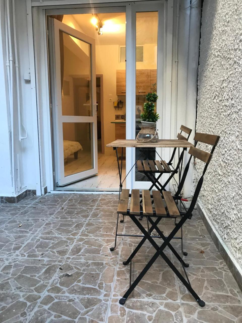 אתונה Two Houses Petralona מראה חיצוני תמונה